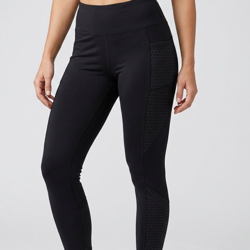 MARIKA Black High Rise Leggings Size Medium Side Pockets Athletic Yoga